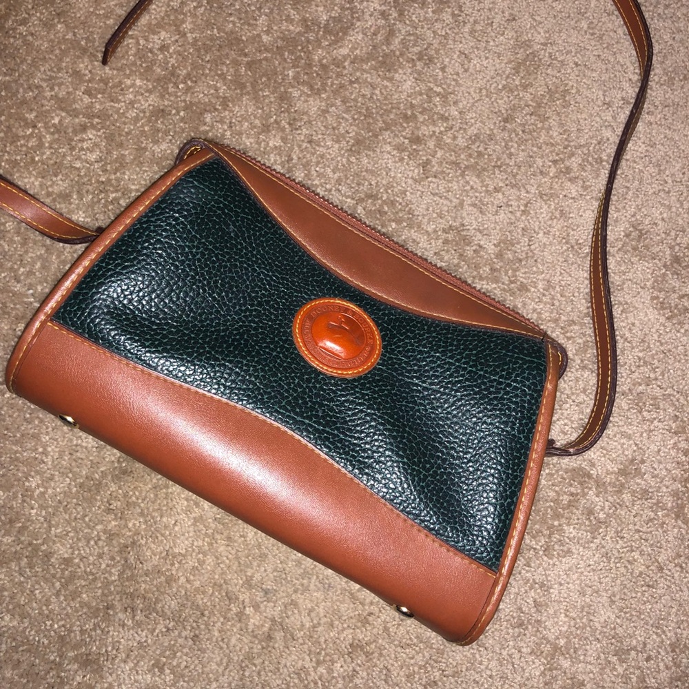 Vintage Dooney & Bourke crossbody